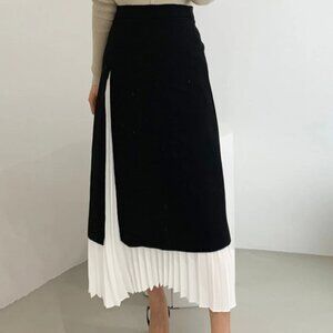 Commense Two Tone Pleated Midi Skirt